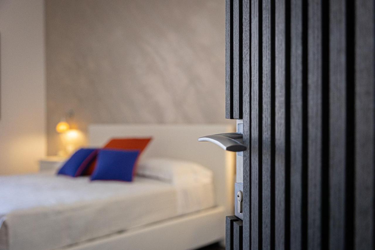 Kosmo Rome Luxury Hotel Exterior foto